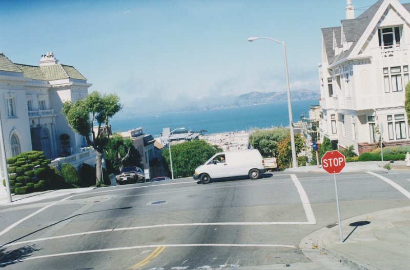 015-Slopy streets of San Francisco.jpg